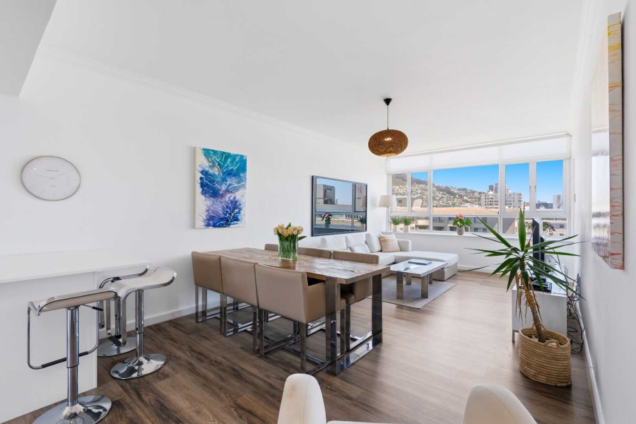 2 Bedroom Property for Sale in Sea Point Western Cape